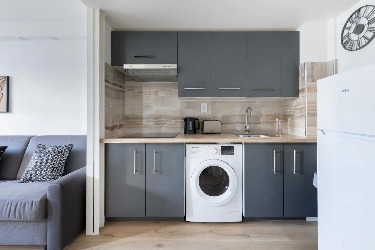 Home Suite Home Orfila Saint Fargeau Paris